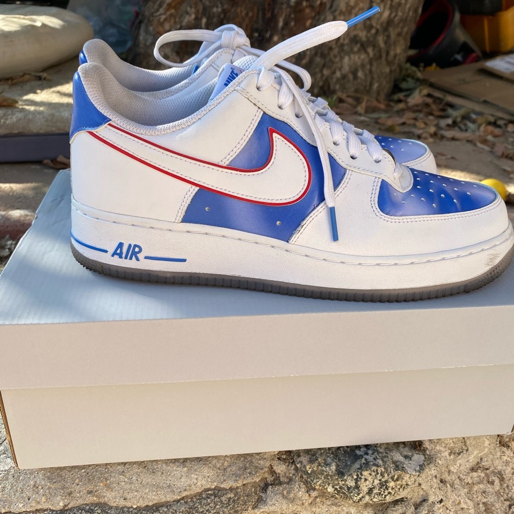 Nike Air Force size 9 used